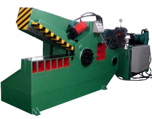 22kW Motor Power Scrap Shear Baler Strength Alloy Steel Blades For Smooth And Powerful Scrap Cutting