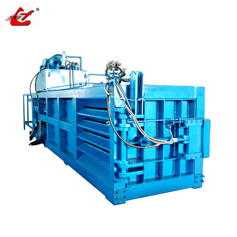 83kW Diesel Engine Shear Baler strength Alloy Steel Blade Material 11.7*2.3*2.3m